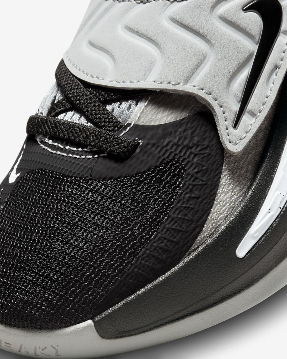 Freak 4 Black/Light Smoke Grey/University Blue/White | Kids Nike Basketball