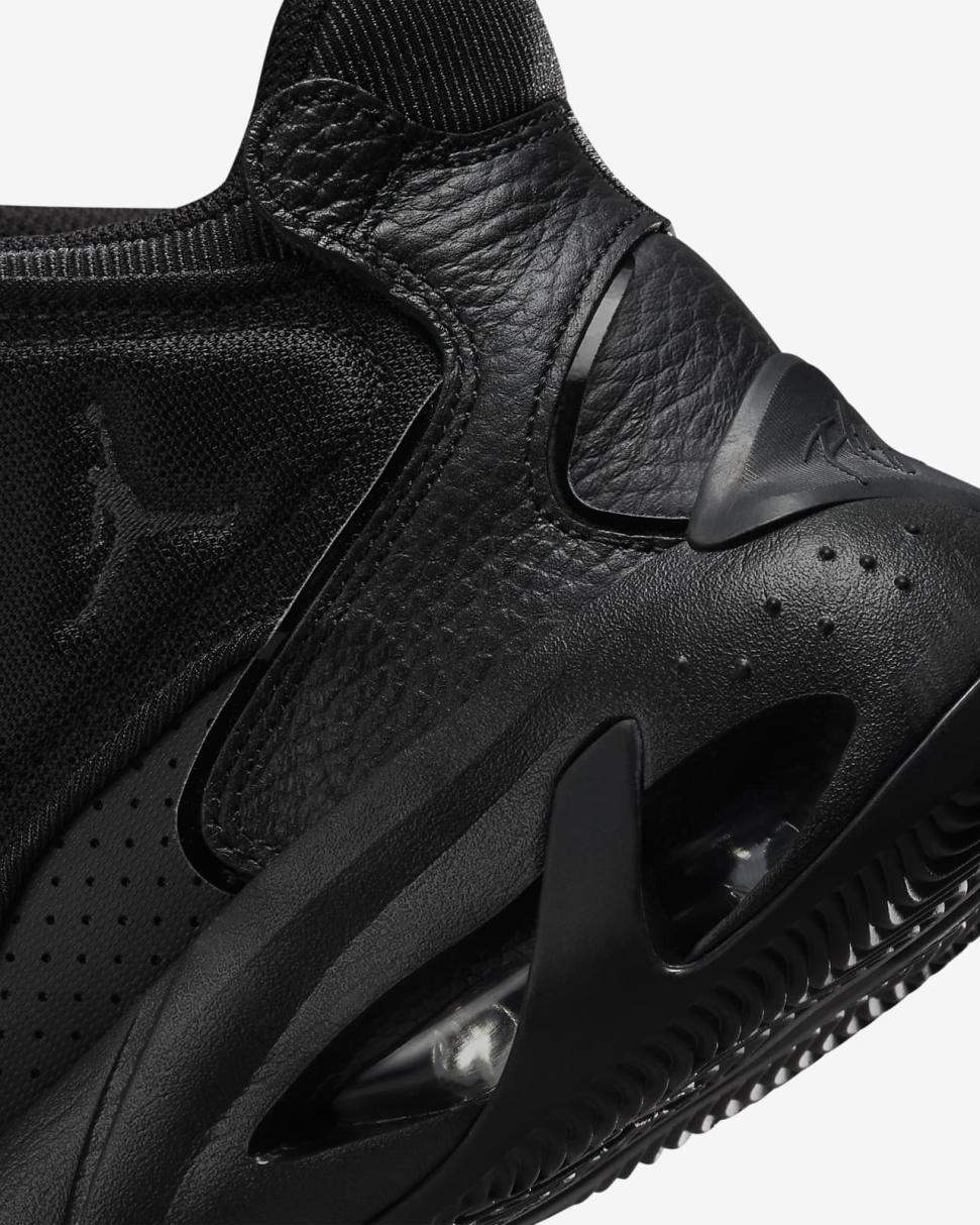 Jordan Max Aura 4 Black/Black/Anthracite | Mens Nike Lifestyle