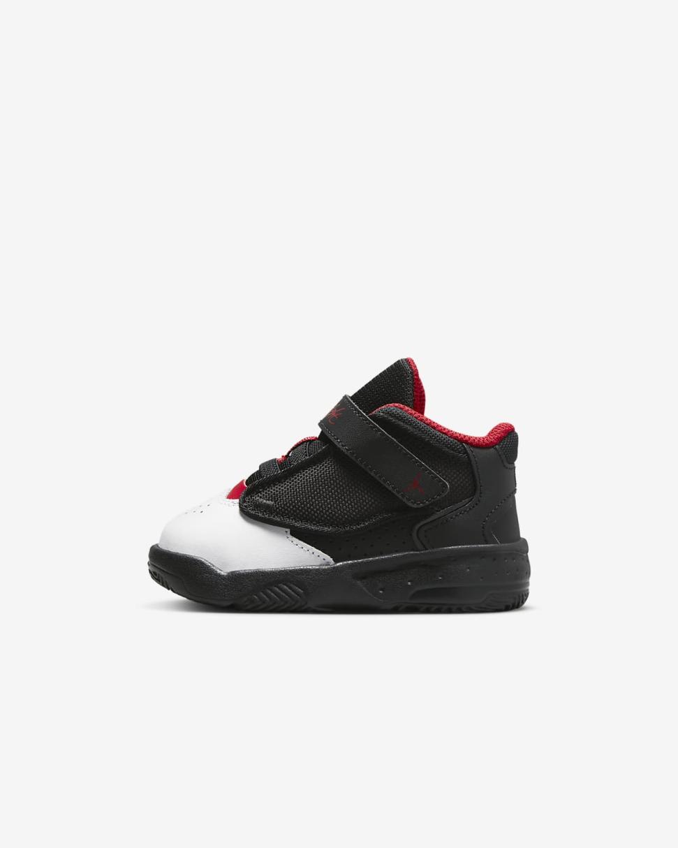 Jordan Max Aura 4 Black/White/Gym Red | Kids Nike Jordan
