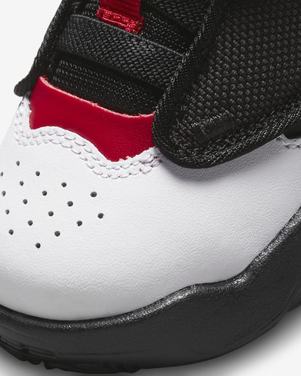 Jordan Max Aura 4 Black/White/Gym Red | Kids Nike Jordan