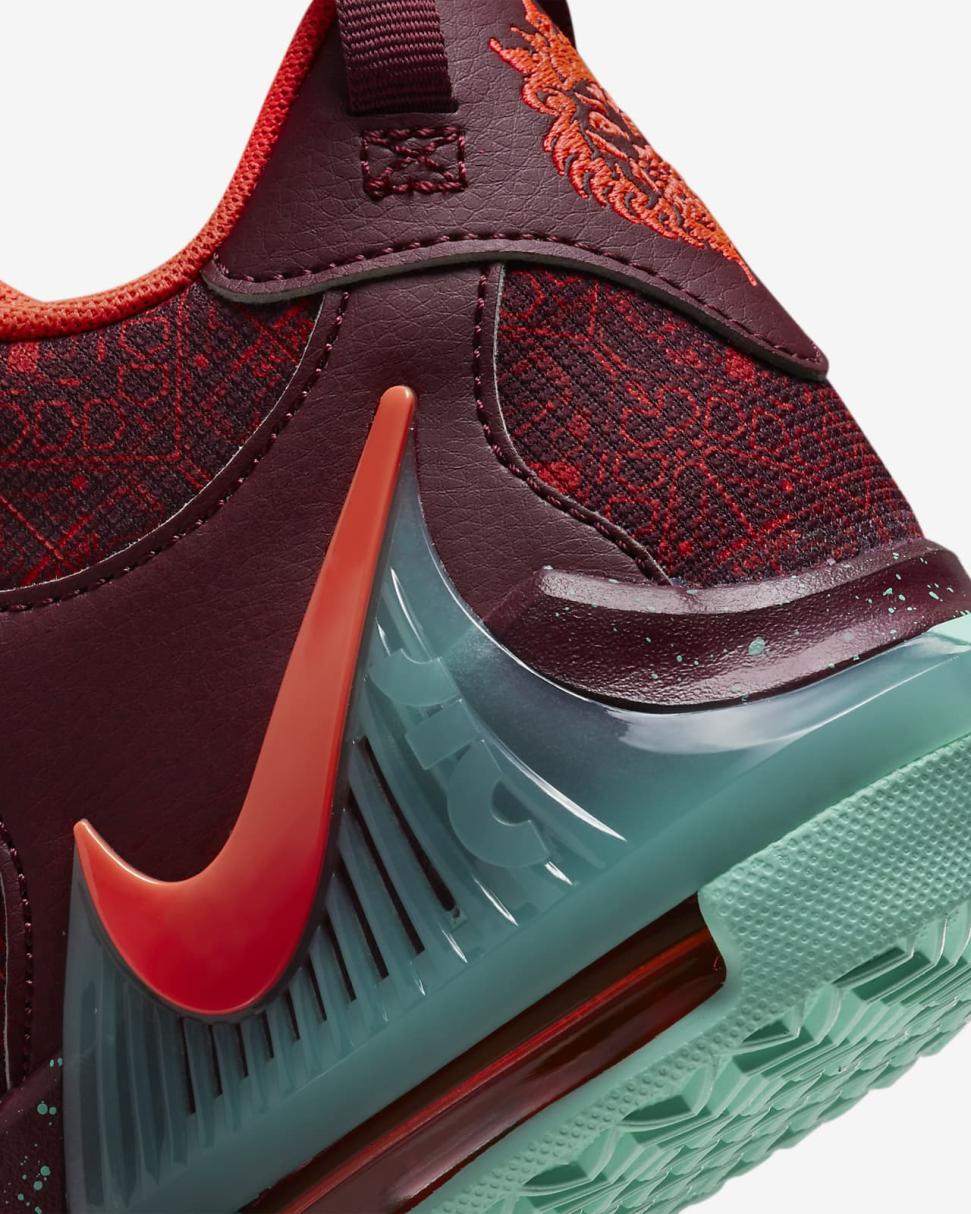 LeBron Witness 7 SE Night Maroon/Emerald Rise/Black/Bright Crimson | Kids Nike Basketball
