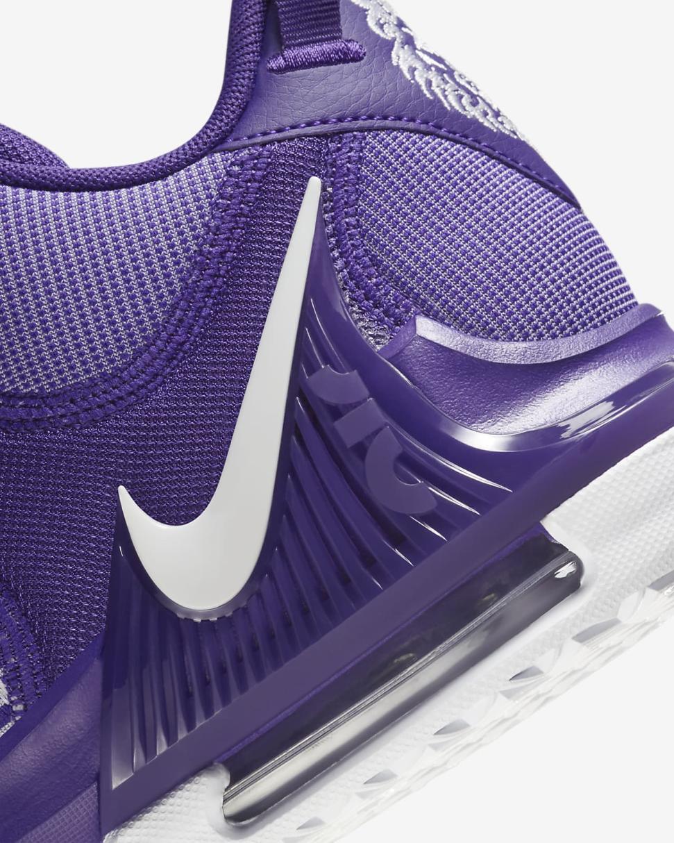 LeBron Witness 7 (Team) Court Purple/Court Purple/White | Mens Nike Basketball