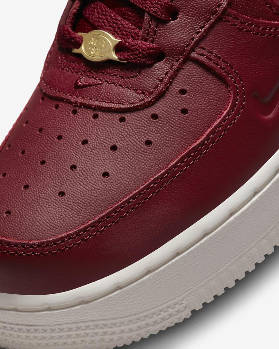 Nike Air Force 1 '07 Premium Team Red/Gym Red/Team Red/Sail | Womens Nike Lifestyle