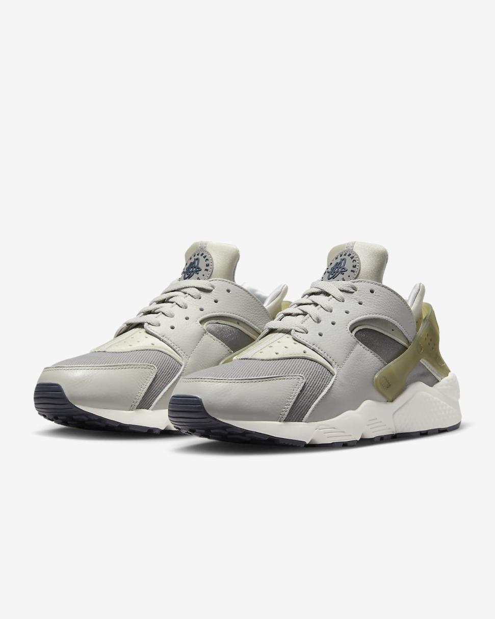 Nike Air Huarache Light Iron Ore/Flat Pewter/Photon Dust/Obsidian | Mens Nike First Day Kicks