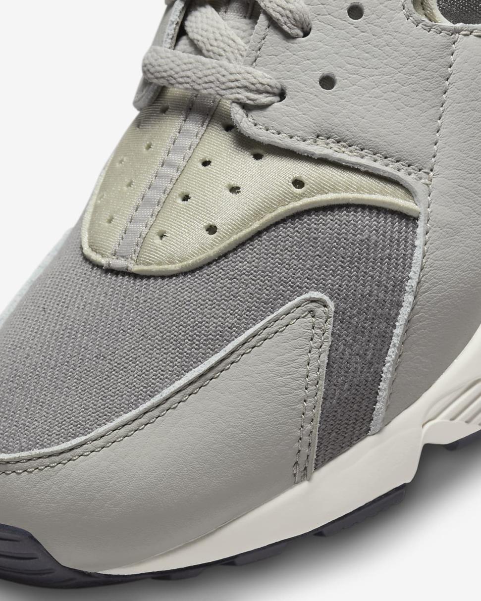Nike Air Huarache Light Iron Ore/Flat Pewter/Photon Dust/Obsidian | Mens Nike First Day Kicks