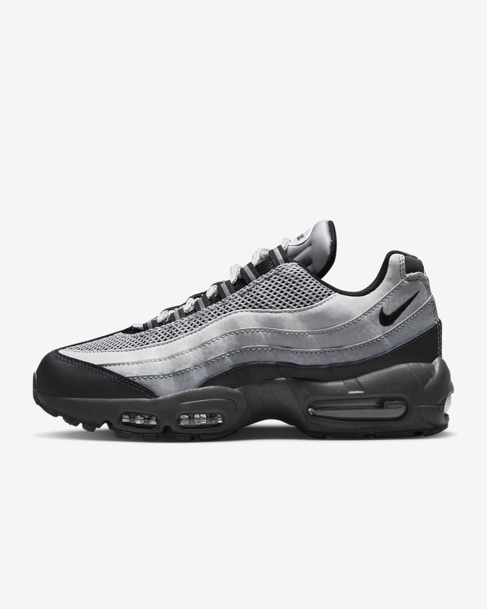 Nike Air Max 95 LX Light Smoke Grey/Photon Dust/Sail/Black | Womens Nike Lifestyle