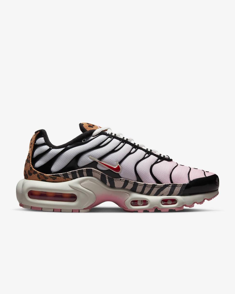 Nike Air Max Plus Medium Soft Pink/Black/Summit White/University Red | Womens Nike Lifestyle