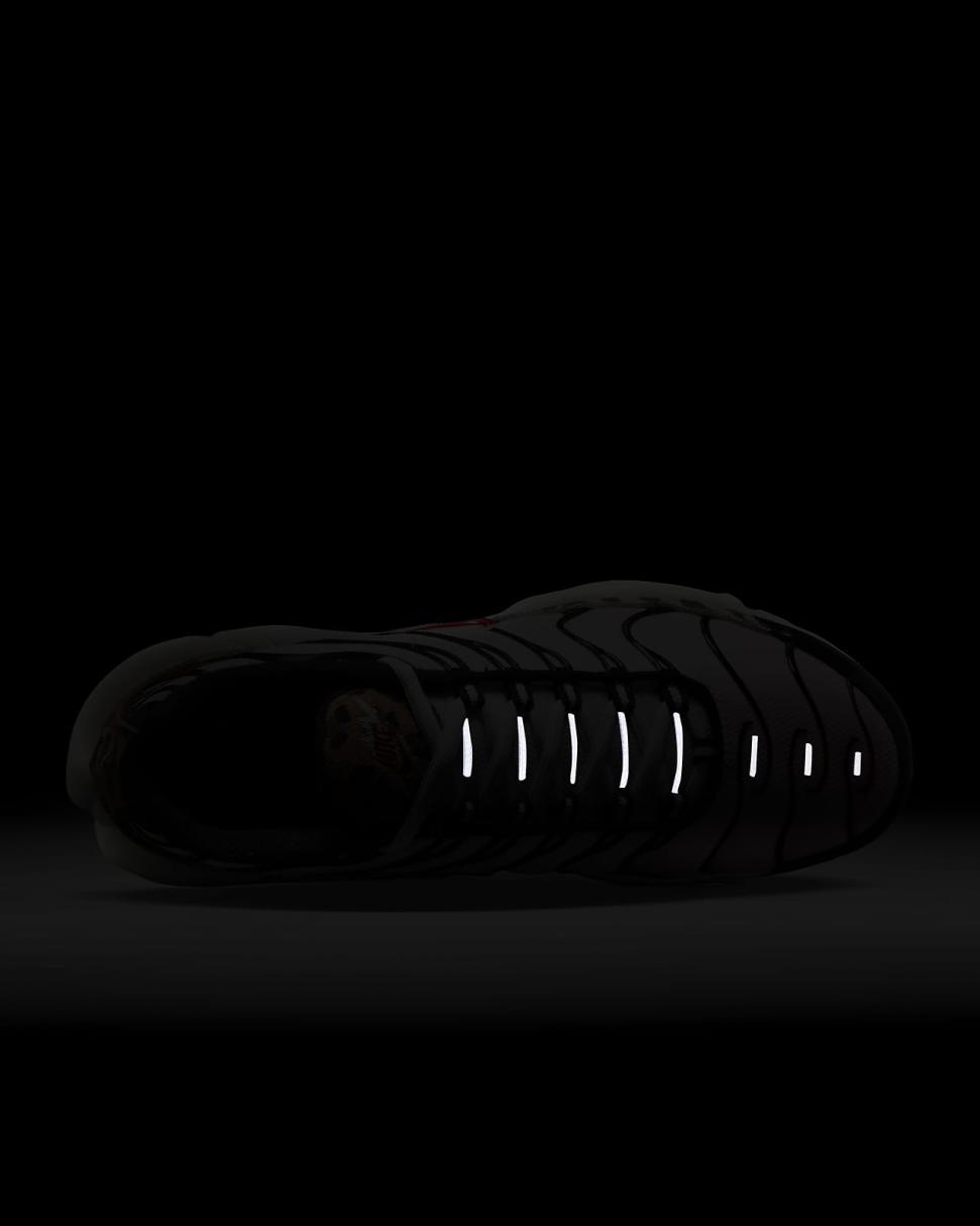 Nike Air Max Plus Medium Soft Pink/Black/Summit White/University Red | Womens Nike Lifestyle