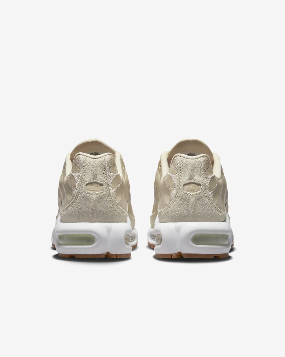 Nike Air Max Plus PRM Vachetta Tan/Sanddrift/Gum Medium Brown/White | Womens Nike Lifestyle