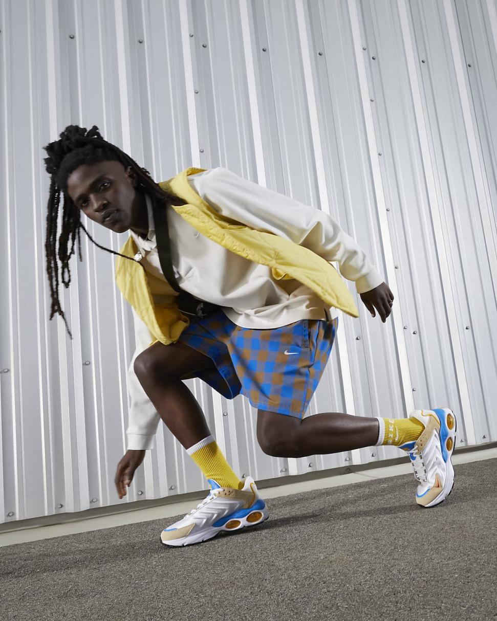 Nike Air Max TW SE Summit White/Sesame/Light Photo Blue/Safety Orange | Mens Nike Lifestyle