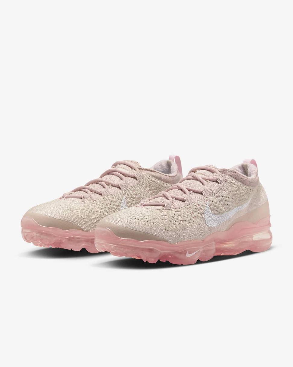 Nike Air VaporMax 2023 Flyknit Oatmeal/Pink Oxford/Sail/Pearl Pink | Womens Nike First Day Kicks