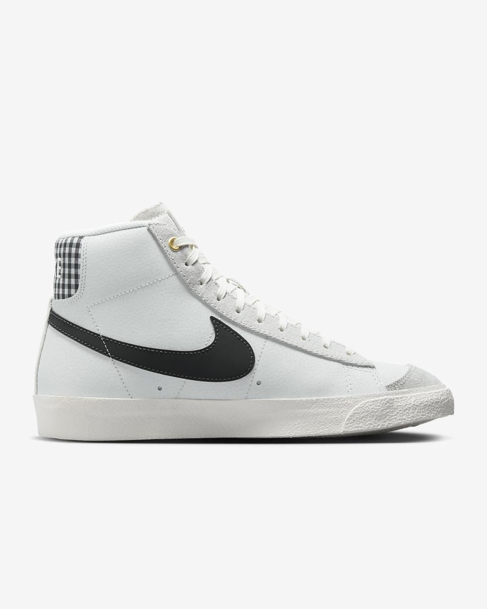 Nike Blazer Mid '77 Vintage Photon Dust/Sail/Safety Orange/Dark Smoke Grey | Mens Nike Lifestyle