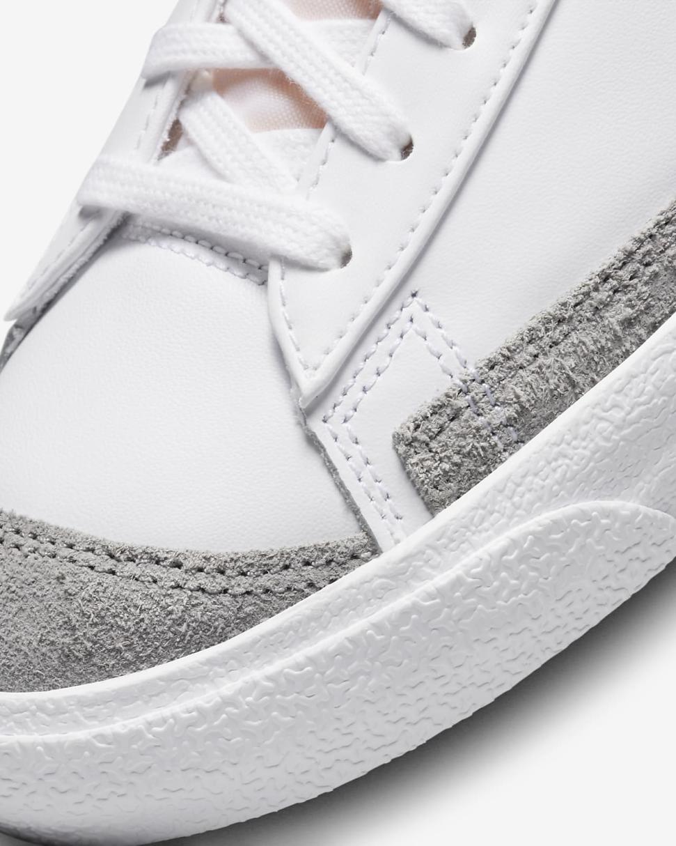 Nike Blazer Mid '77 Vintage White/Wolf Grey/Black/Safety Orange | Mens Nike First Day Kicks