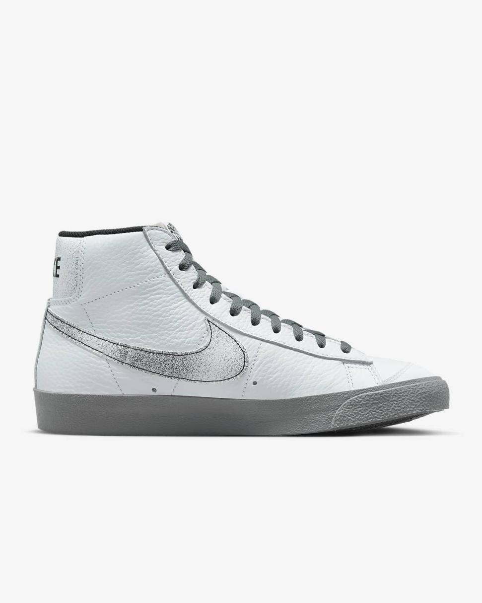 Nike Blazer Mid '77 White/Black/White/Smoke Grey | Mens Nike Lifestyle