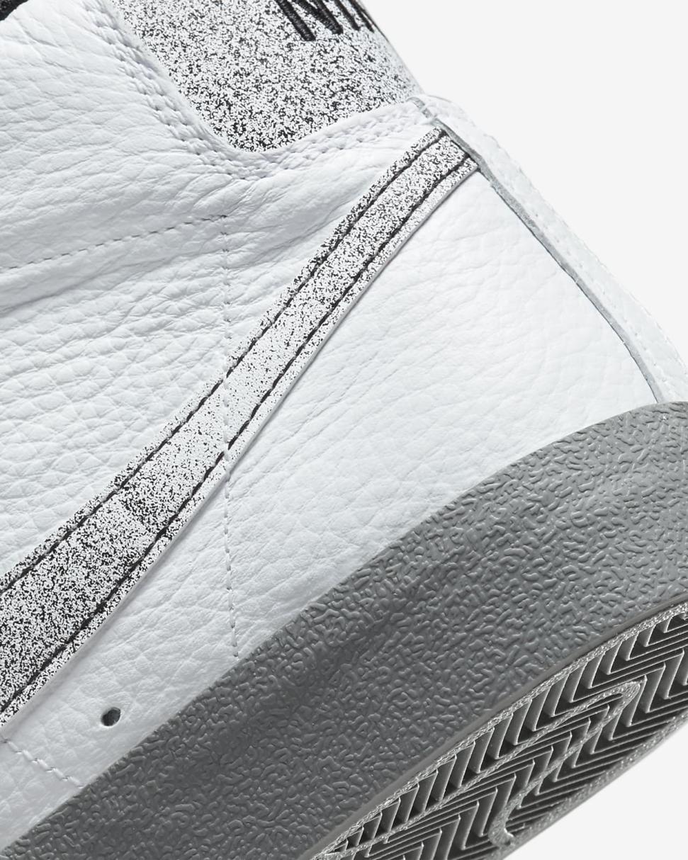 Nike Blazer Mid '77 White/Black/White/Smoke Grey | Mens Nike Lifestyle