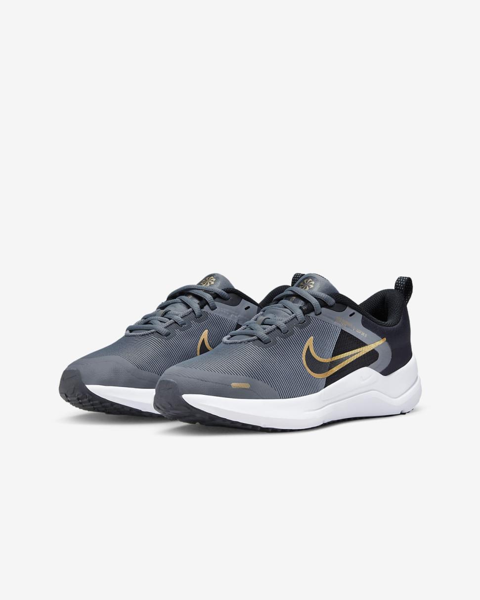 Nike Downshifter 12 Cool Grey/Black/White/Metallic Gold | Kids Nike Running
