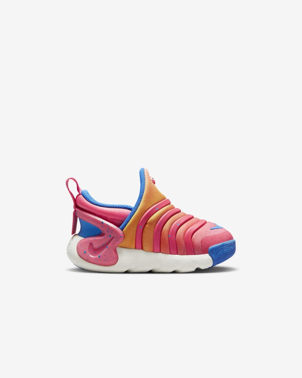 Nike Dynamo GO SE Sea Coral/Light Photo Blue/Summit White/Vivid Orange | Kids Nike Lifestyle