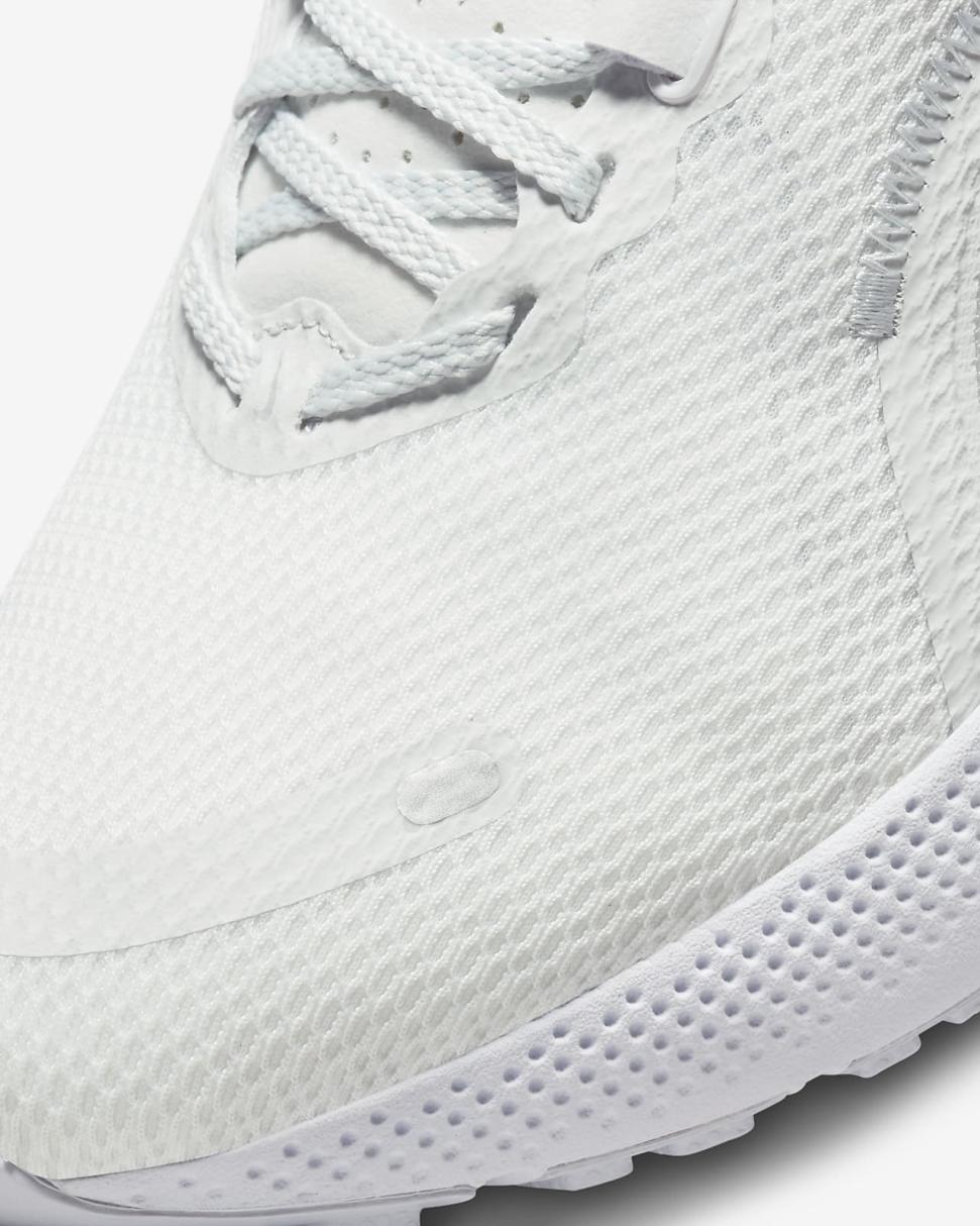 Nike Escape Run 2 Off White/White/Iris Whisper/Metallic Silver | Womens Nike Running