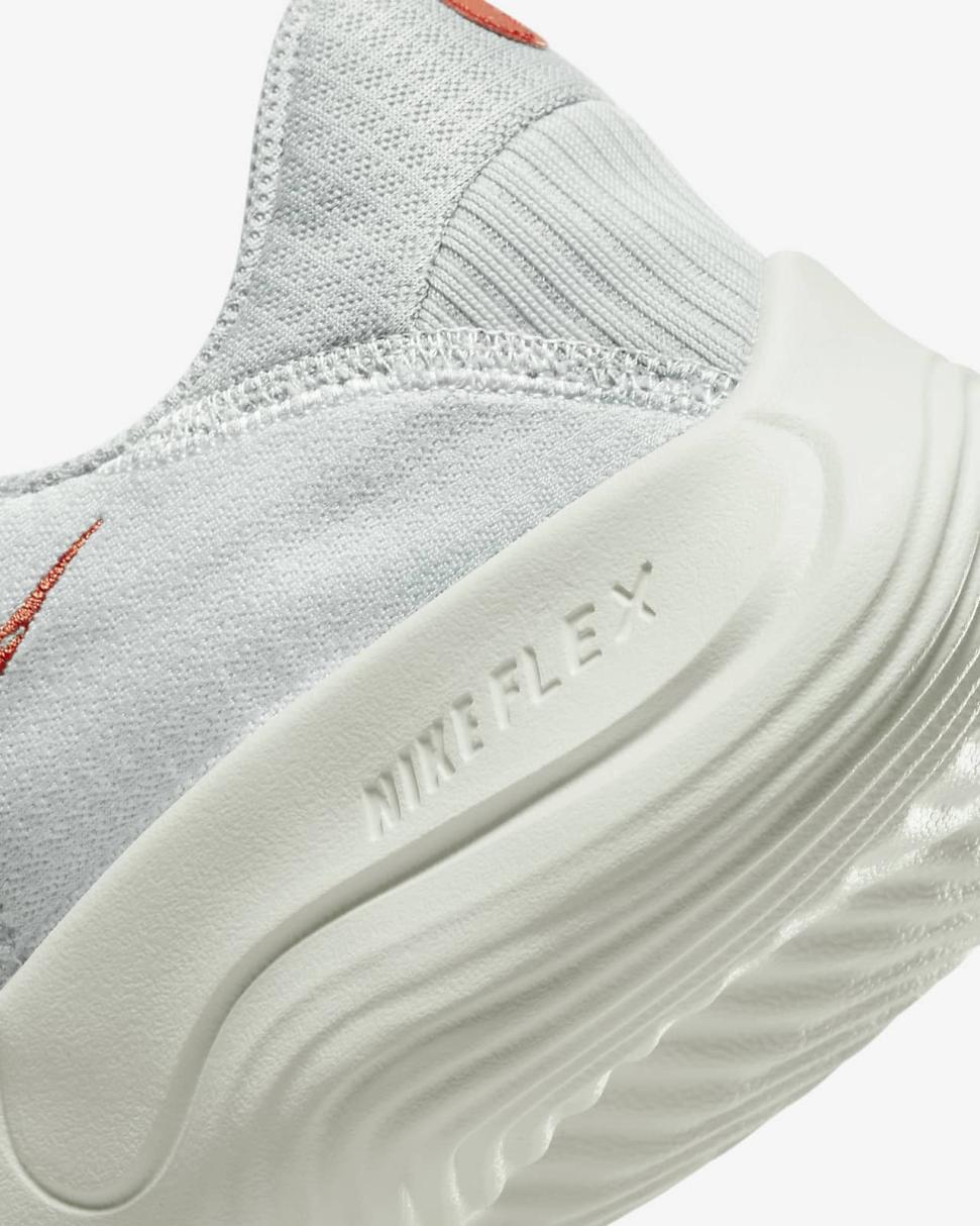 Nike Experience Run 11 Pure Platinum/Wolf Grey/Summit White/Light Crimson | Womens Nike Running