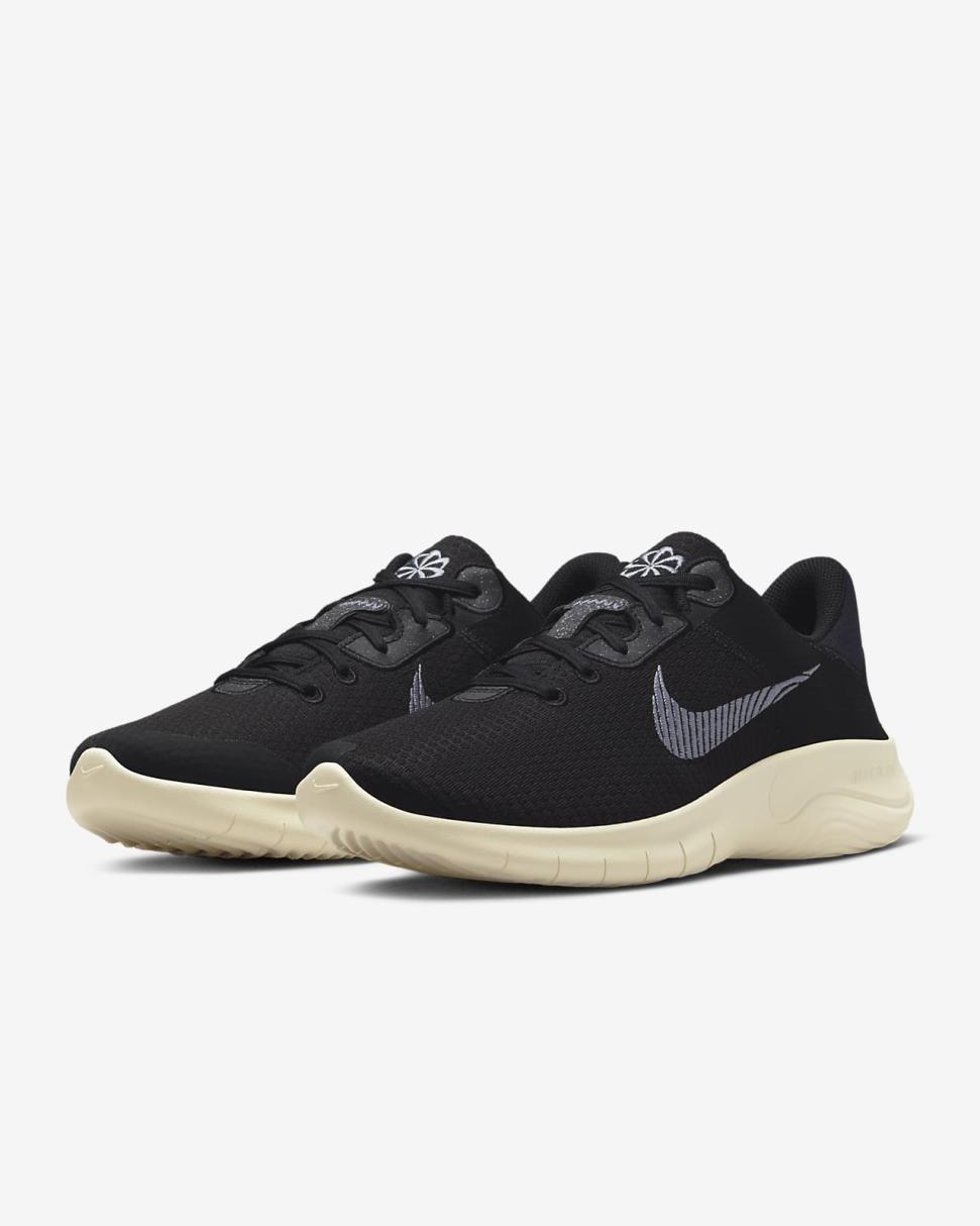 Nike Flex Experience Run 11 Black/Gridiron/Coconut Milk/Indigo Haze | Mens Nike First Day Kicks