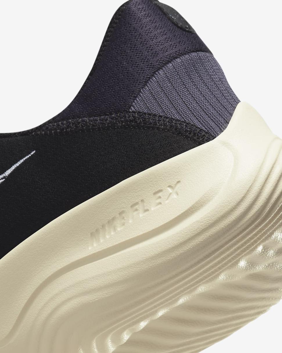 Nike Flex Experience Run 11 Black/Gridiron/Coconut Milk/Indigo Haze | Mens Nike First Day Kicks