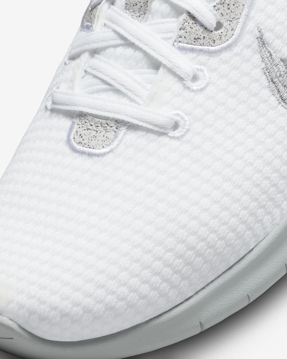 Nike Flex Experience Run 11 White/Pure Platinum/Metallic Silver | Womens Nike Running