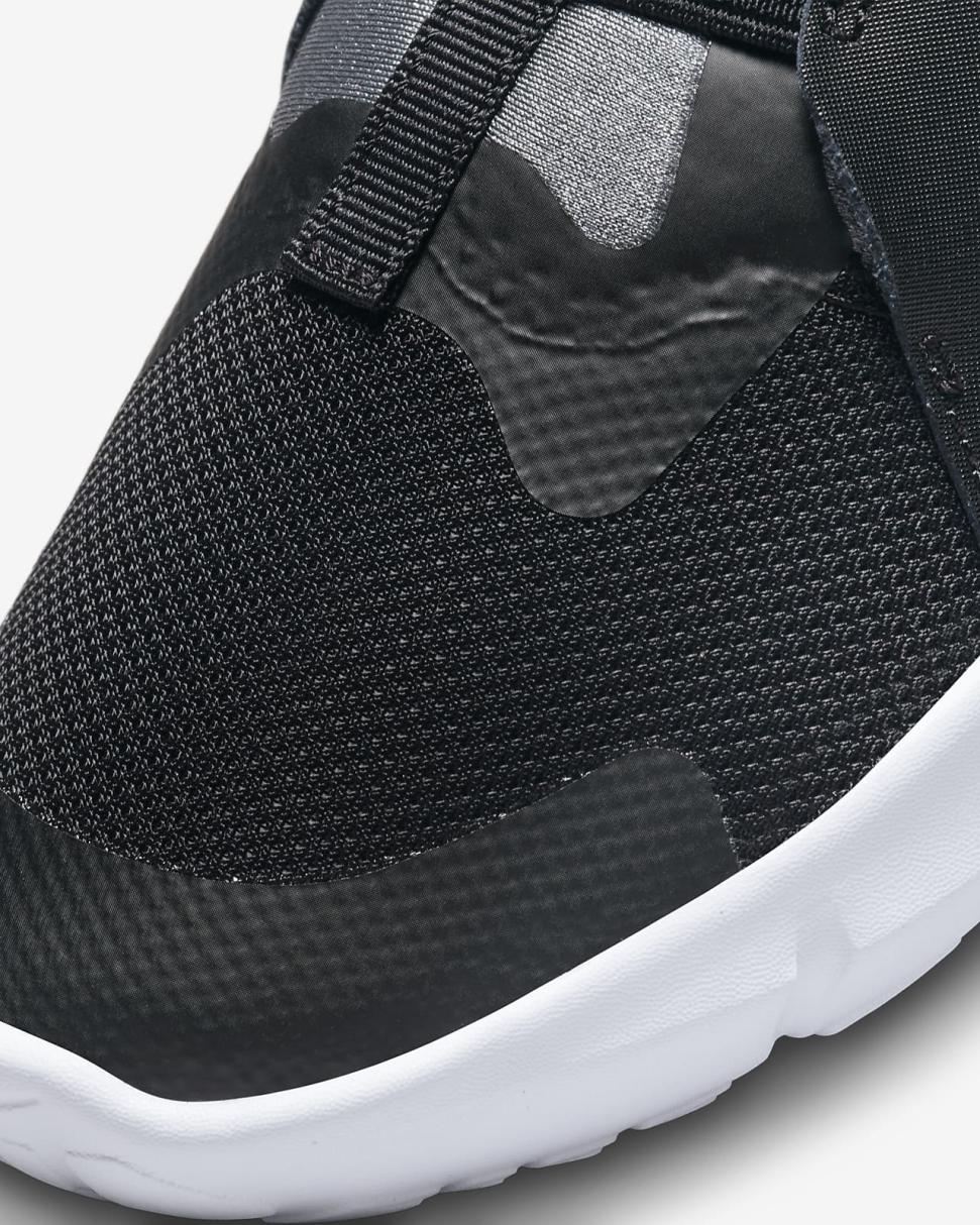 Nike Flex Runner 2 Black/Cool Grey/White/Metallic Gold | Kids Nike First Day Kicks