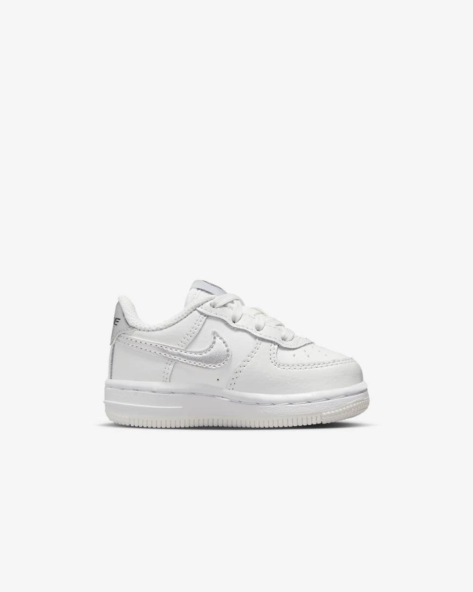 Nike Force 1 Low SE Summit White/White/Wolf Grey/Metallic Silver | Kids Nike Air Force 1