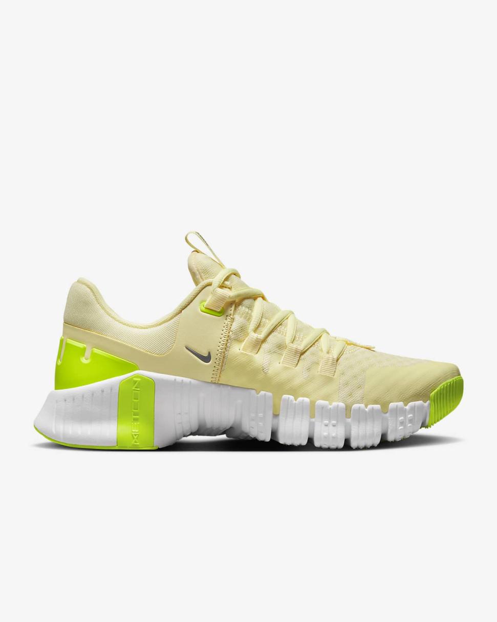 Nike Free Metcon 5 Citron Tint/Volt/Summit White/Cool Grey | Womens Nike First Day Kicks