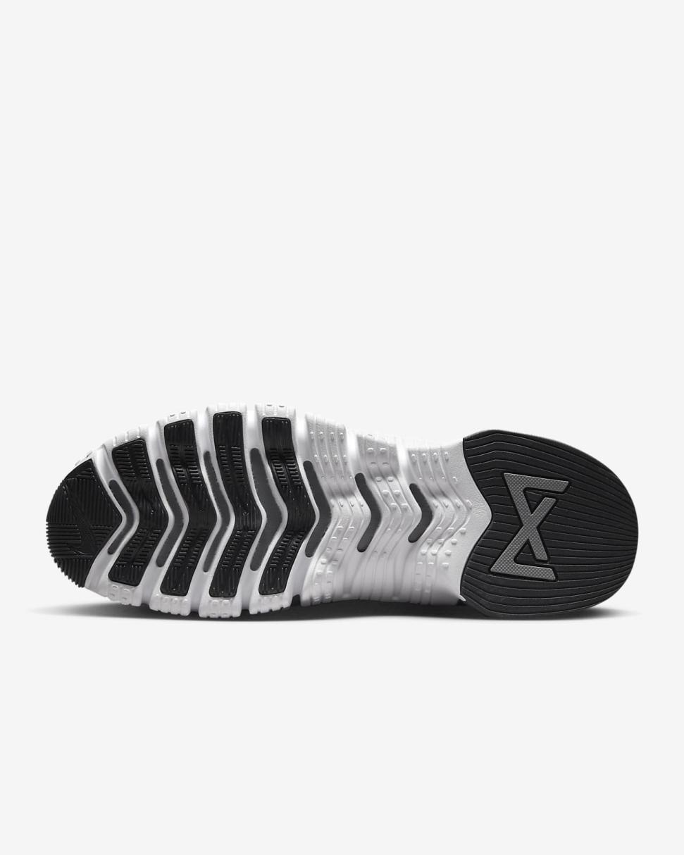 Nike Free Metcon 5 Smoke Grey/Iron Grey/Black/Smoke Grey | Mens Nike First Day Kicks