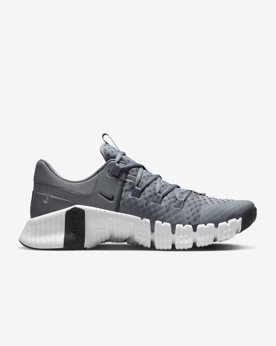 Nike Free Metcon 5 Smoke Grey/Iron Grey/Black/Smoke Grey | Mens Nike First Day Kicks