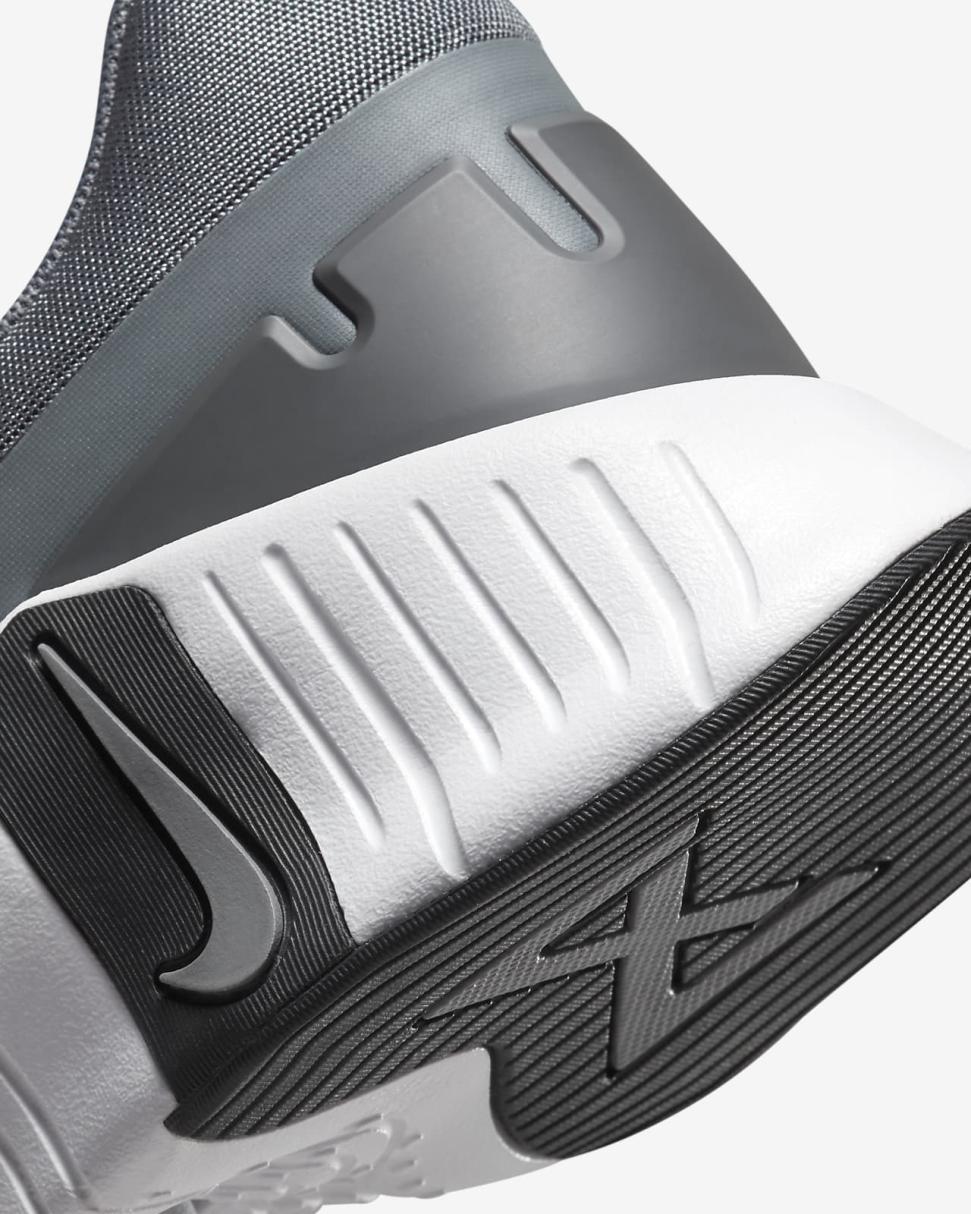 Nike Free Metcon 5 Smoke Grey/Iron Grey/Black/Smoke Grey | Mens Nike First Day Kicks