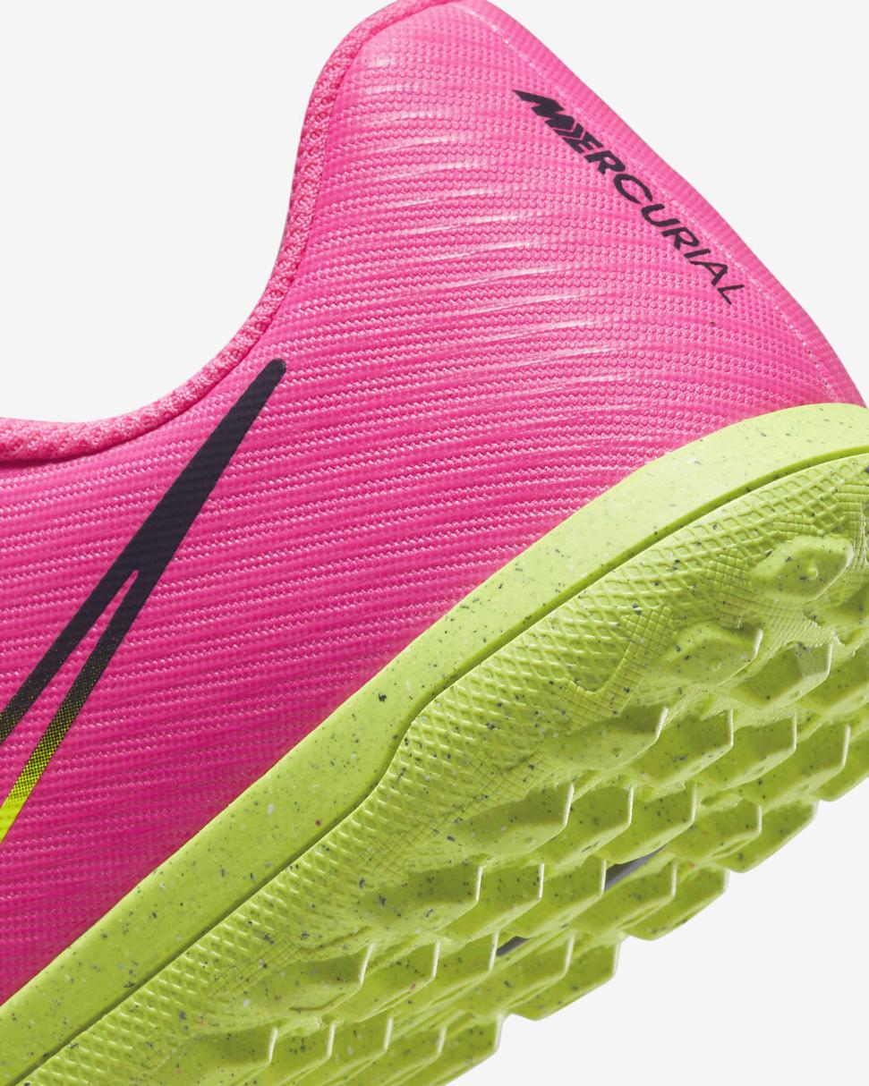 Nike Jr. Mercurial Vapor 15 Club Pink Blast/Gridiron/Volt | Kids Nike Soccer
