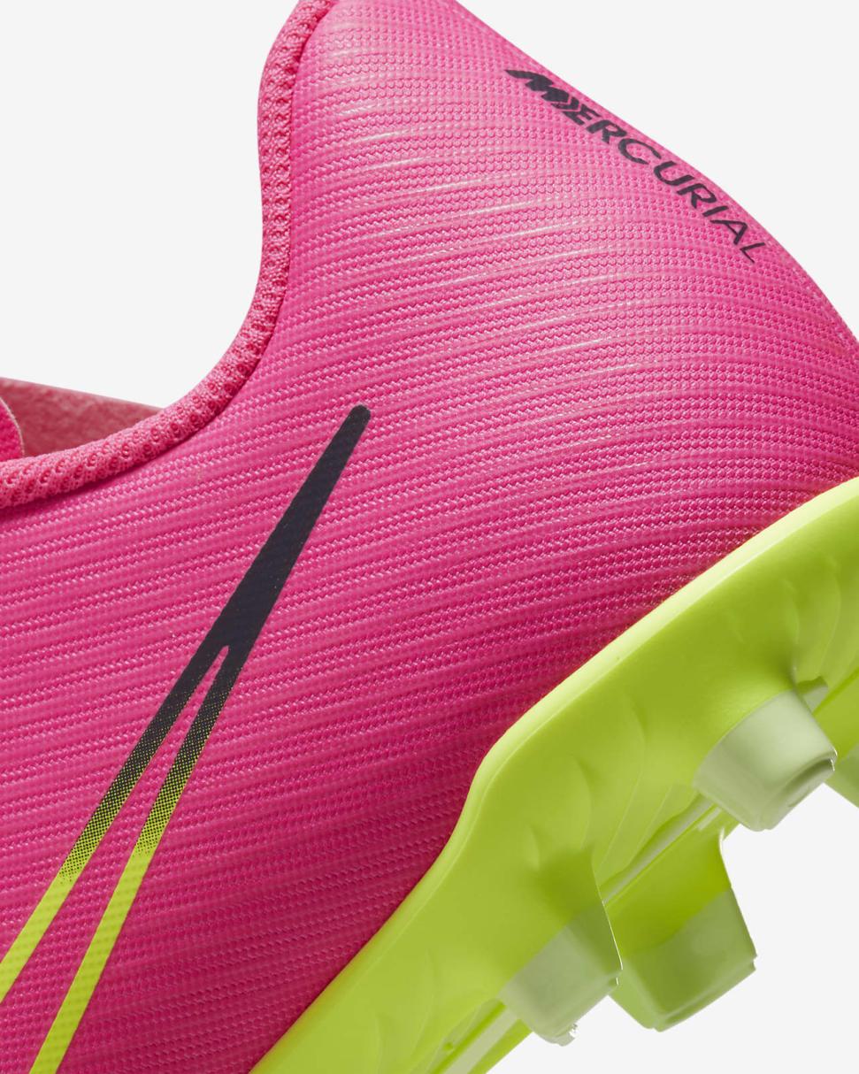 Nike Jr. Mercurial Vapor 15 Club Pink Blast/Gridiron/Volt | Kids Nike Soccer