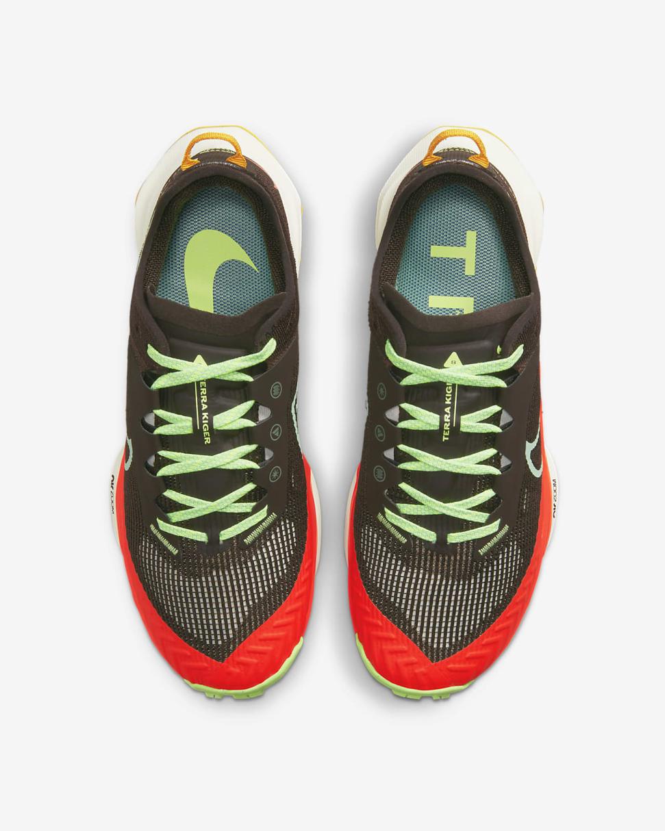 Nike Kiger 8 Velvet Brown/Bright Crimson/Yellow Ochre/Enamel Green | Womens Nike Running