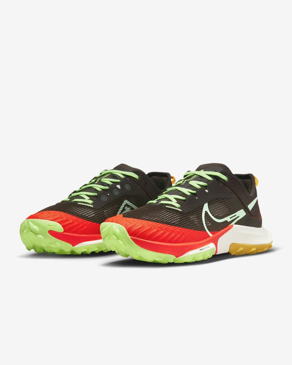 Nike Kiger 8 Velvet Brown/Bright Crimson/Yellow Ochre/Enamel Green | Womens Nike Running