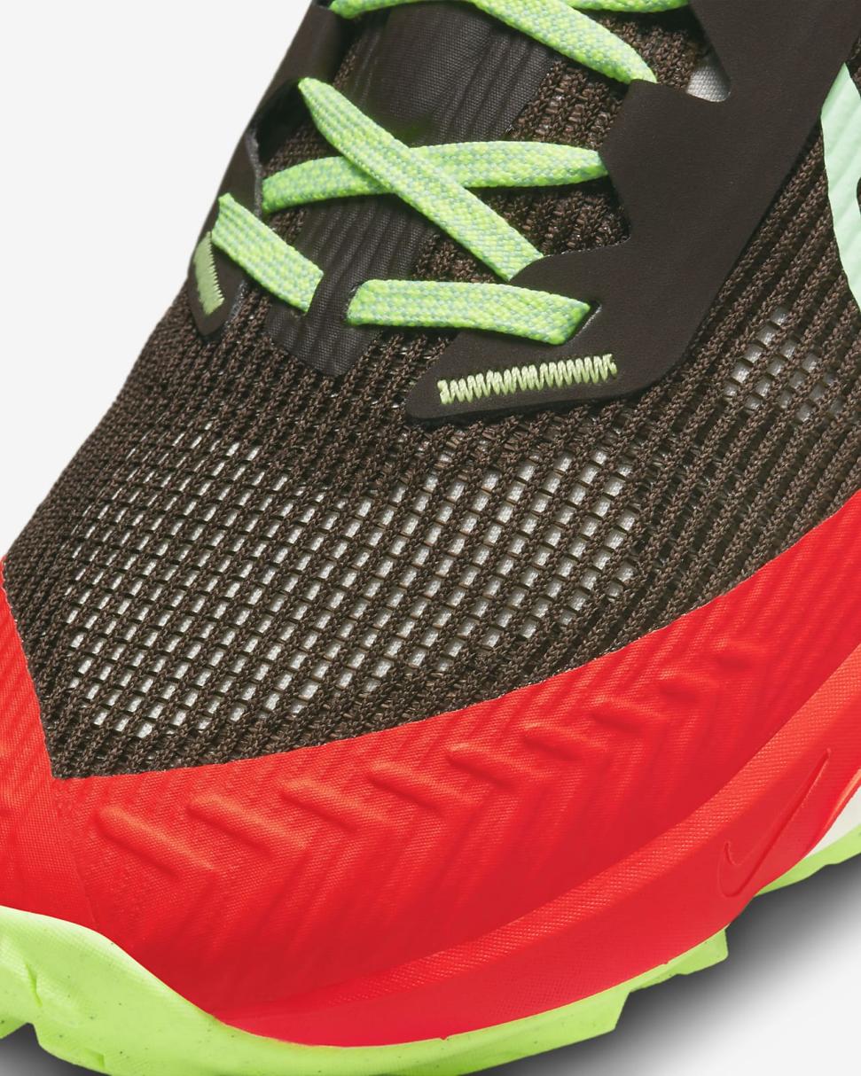 Nike Kiger 8 Velvet Brown/Bright Crimson/Yellow Ochre/Enamel Green | Womens Nike Running