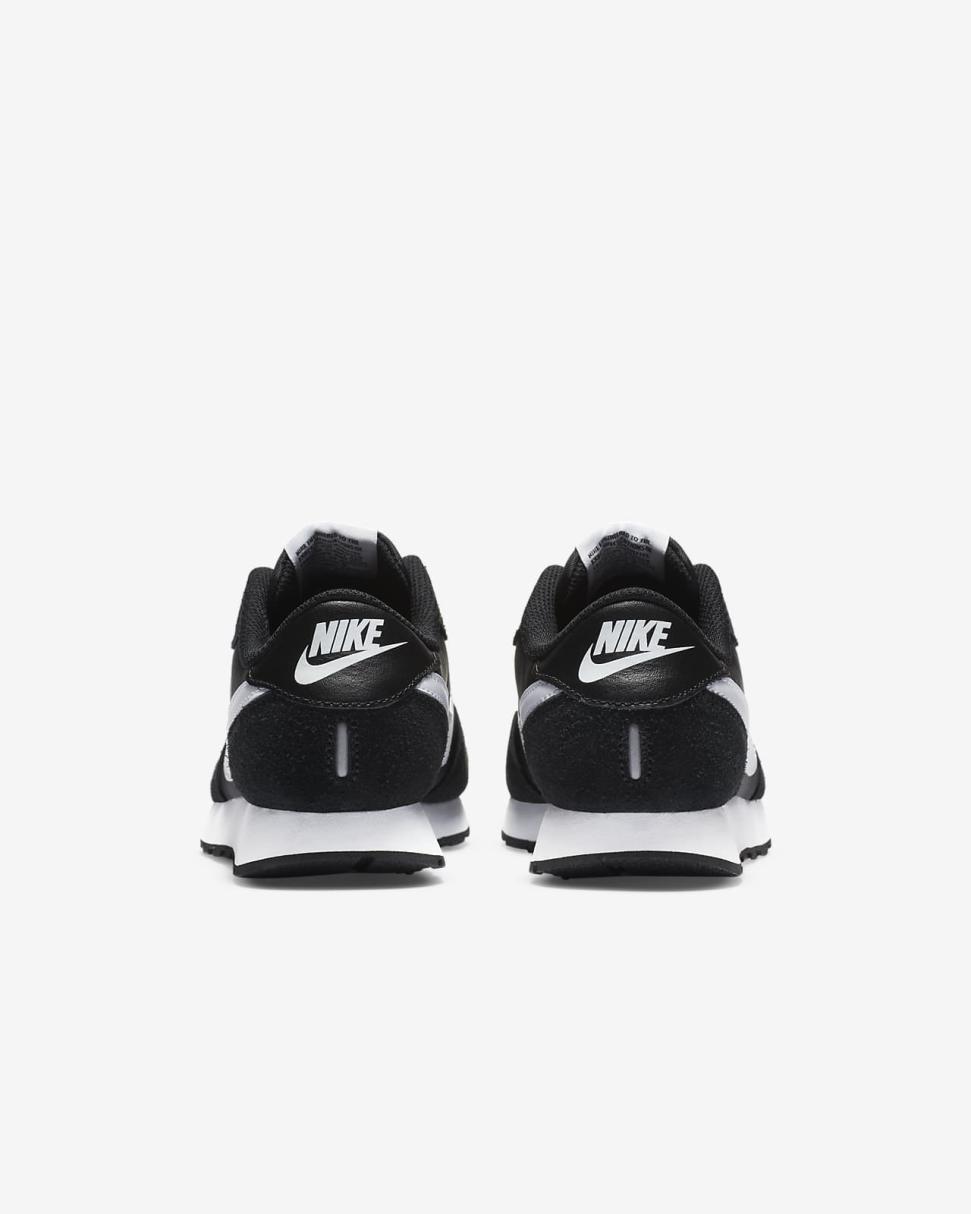 Nike MD Valiant Black/White | Kids Nike Lifestyle