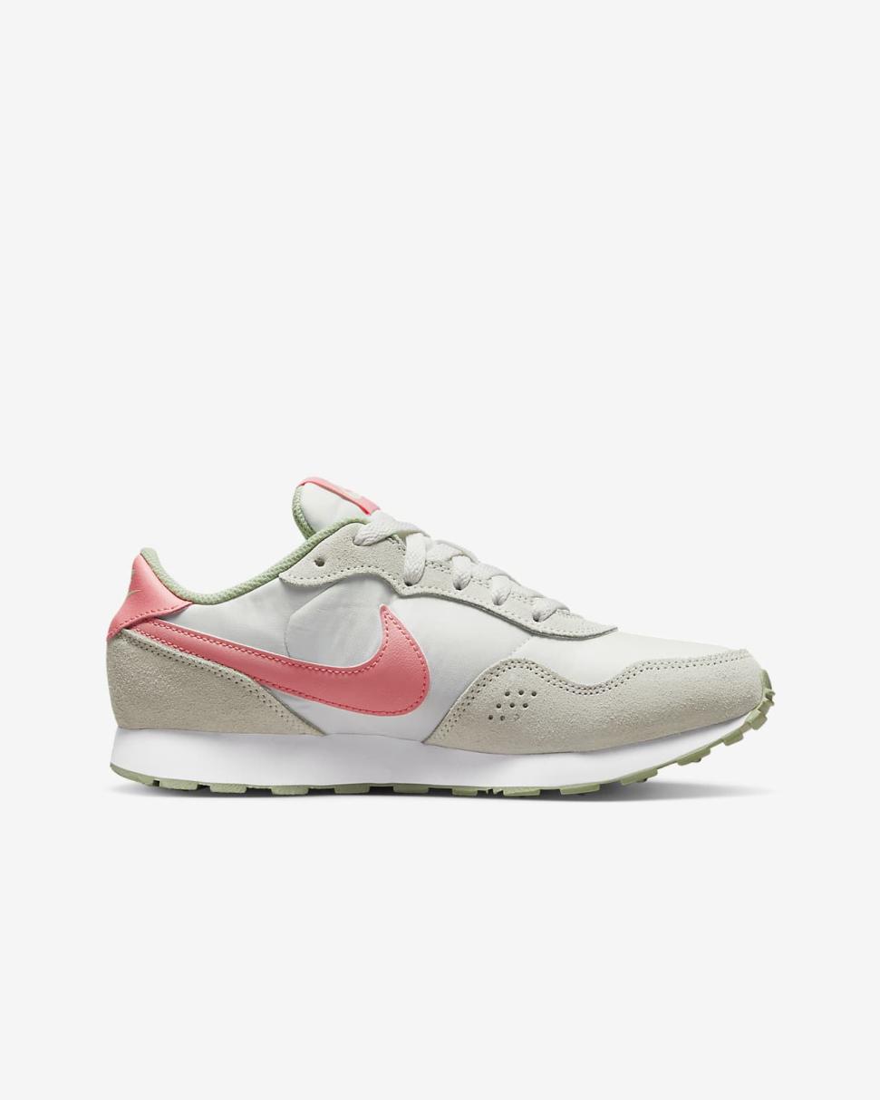 Nike MD Valiant Summit White/Honeydew/Pink Gaze | Kids Nike Lifestyle