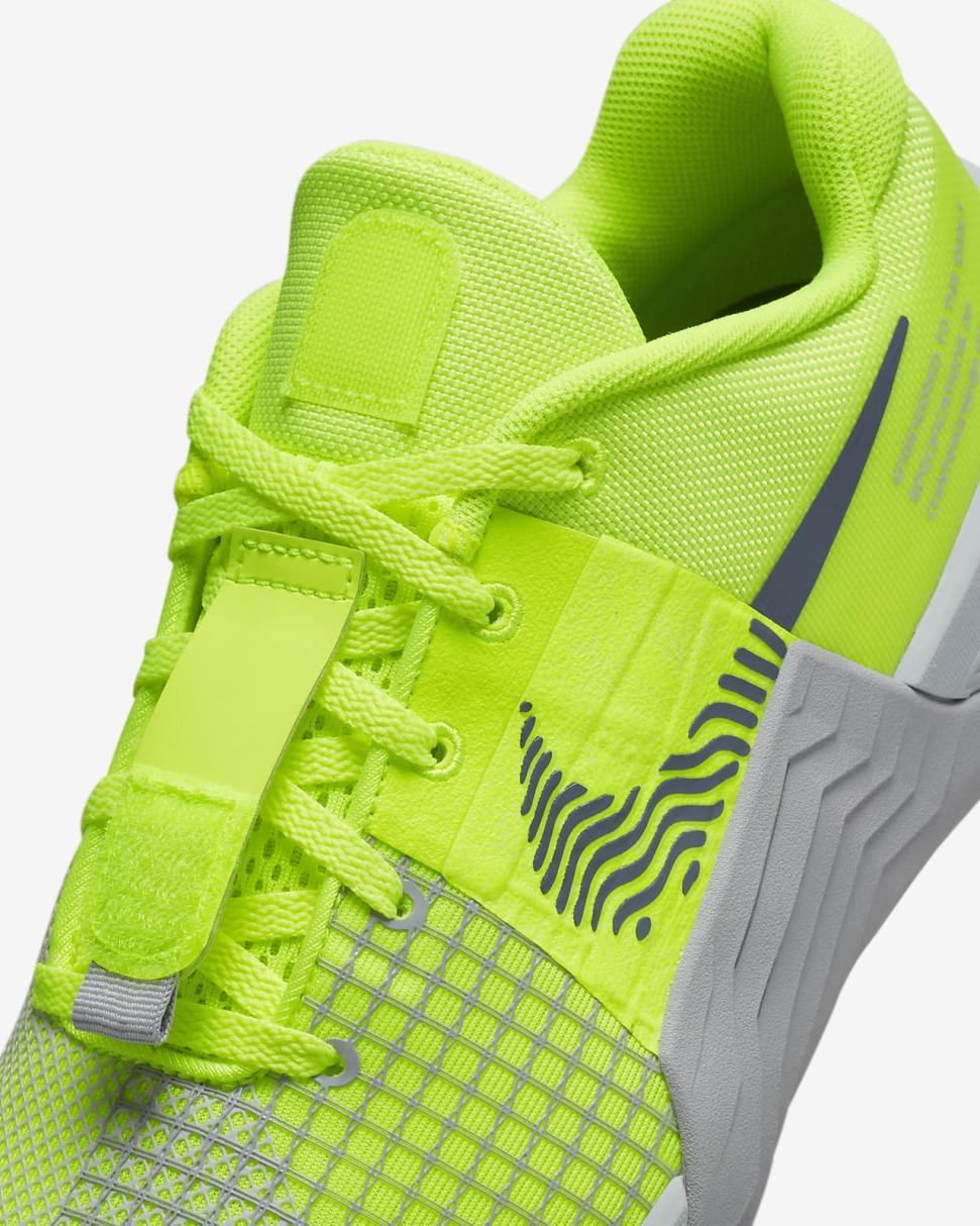 Nike Metcon 8 Volt/Wolf Grey/Photon Dust/Diffused Blue | Mens Nike Training & Gym