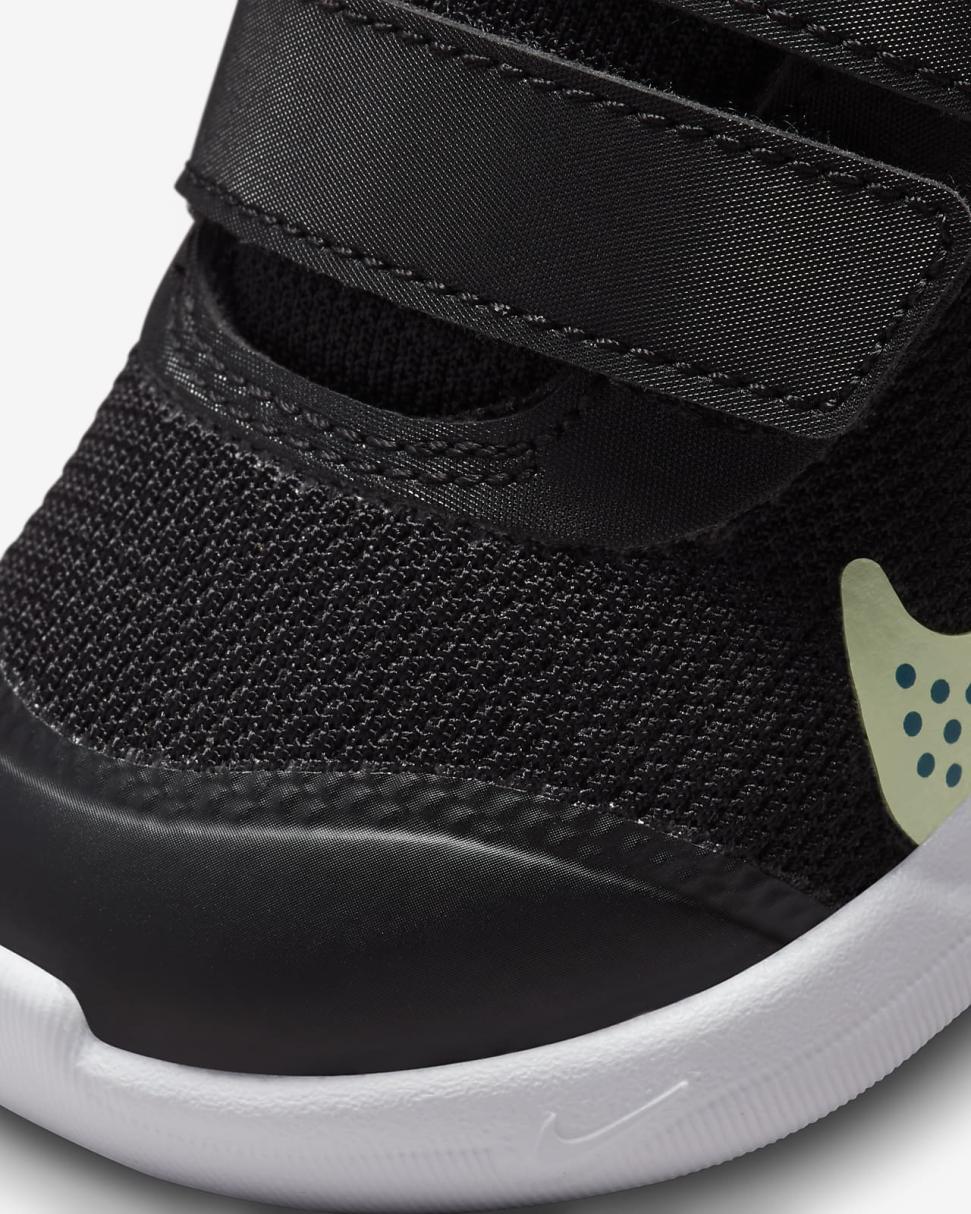 Nike Omni Multi-Court Black/Bright Spruce/White/Barely Volt | Kids Nike First Day Kicks