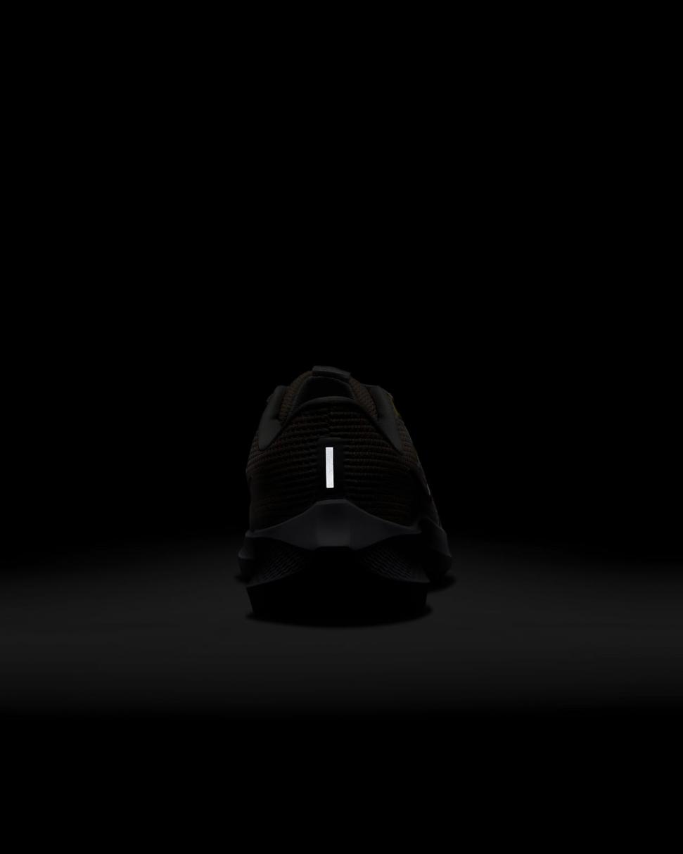 Nike Pegasus 40 Guava Ice/Amber Brown/Photon Dust/Vivid Purple | Womens Nike Running