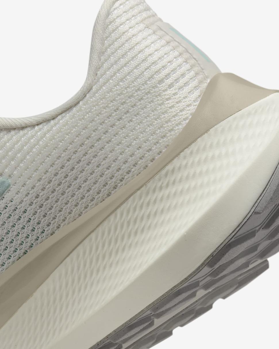 Nike Pegasus 40 Premium Phantom/Jade Ice/Sail/White | Womens Nike Running