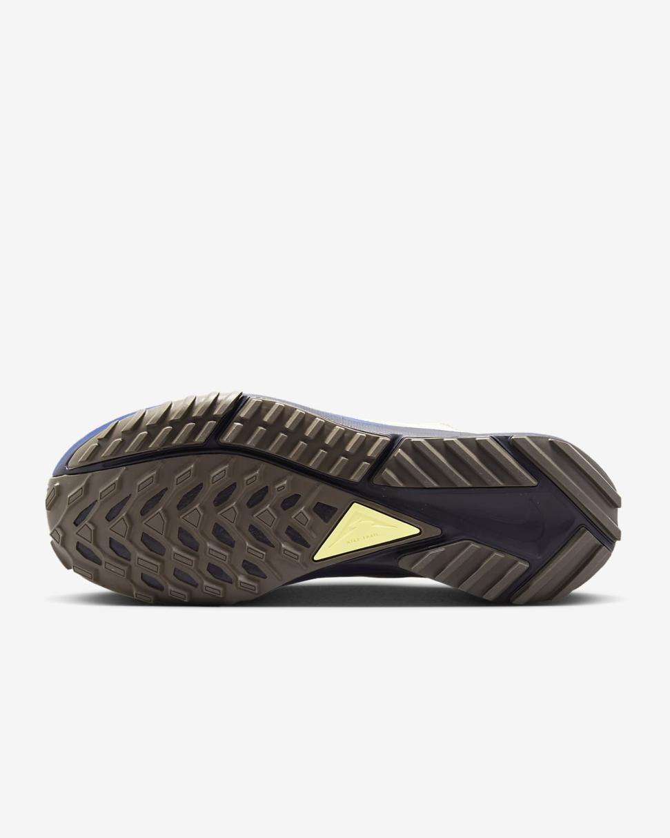 Nike Pegasus Trail 4 GORE-TEX Khaki/Light Bone/Ironstone/Citron Tint | Mens Nike Running