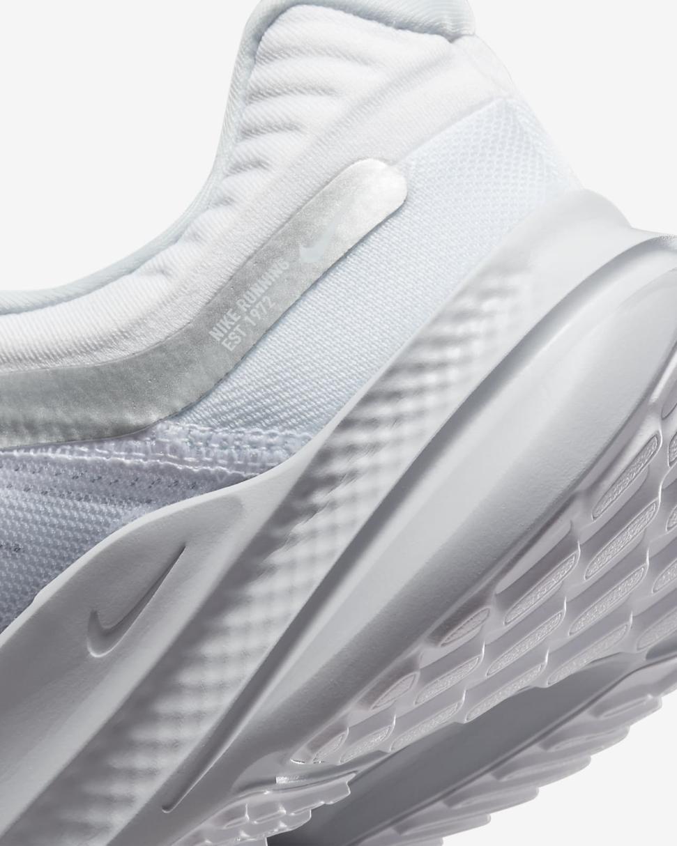 Nike Quest 5 White/Pure Platinum/Metallic Silver | Womens Nike Running