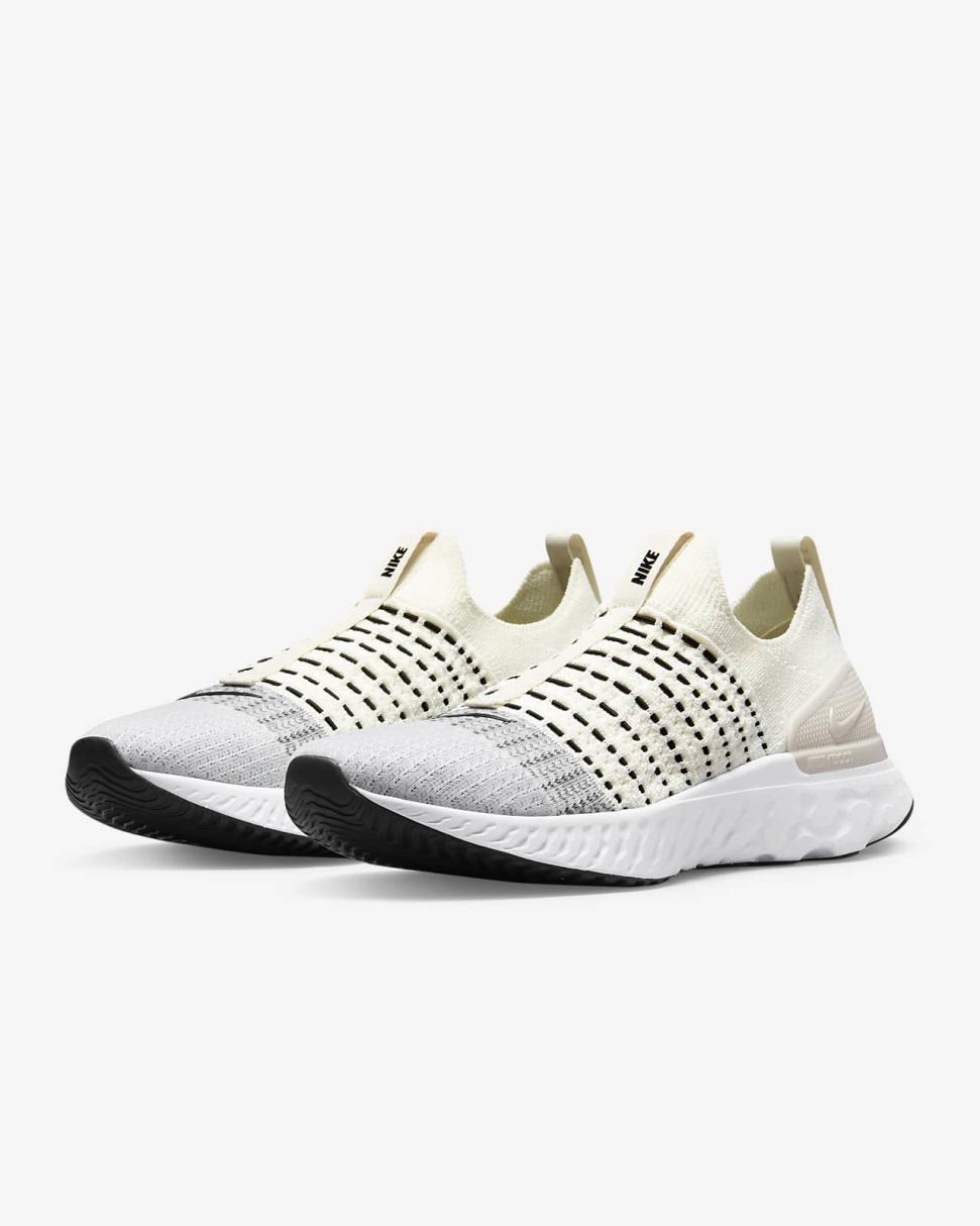 Nike React Phantom Run Flyknit 2 Sail/White/Light Bone/Black | Mens Nike Running