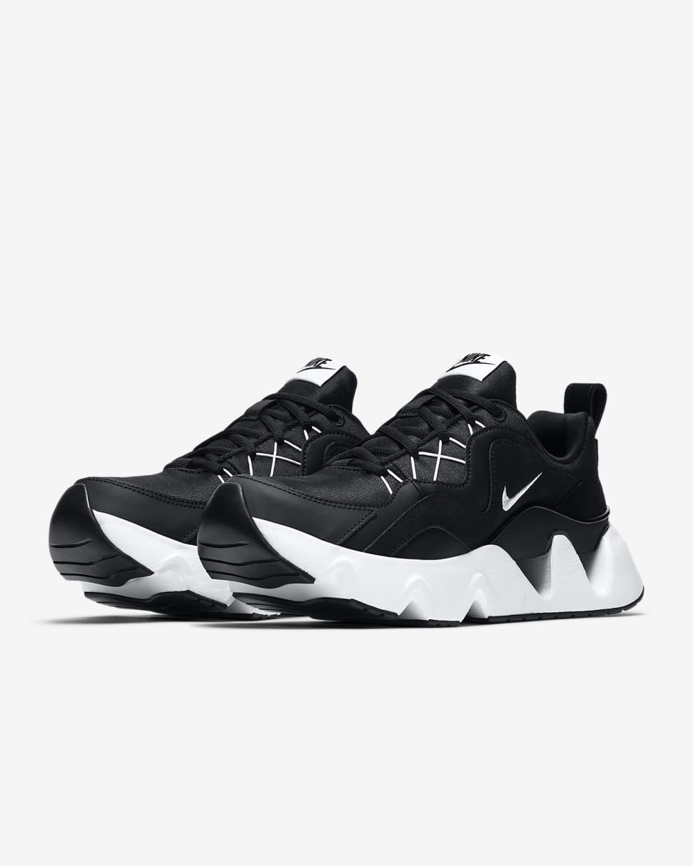 Nike RYZ 365 Black/White | Womens Nike First Day Kicks