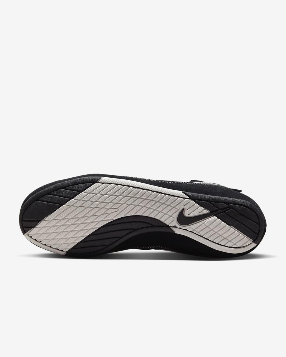 Nike SpeedSweep 7 Black/White/Black | Mens Nike Training & Gym
