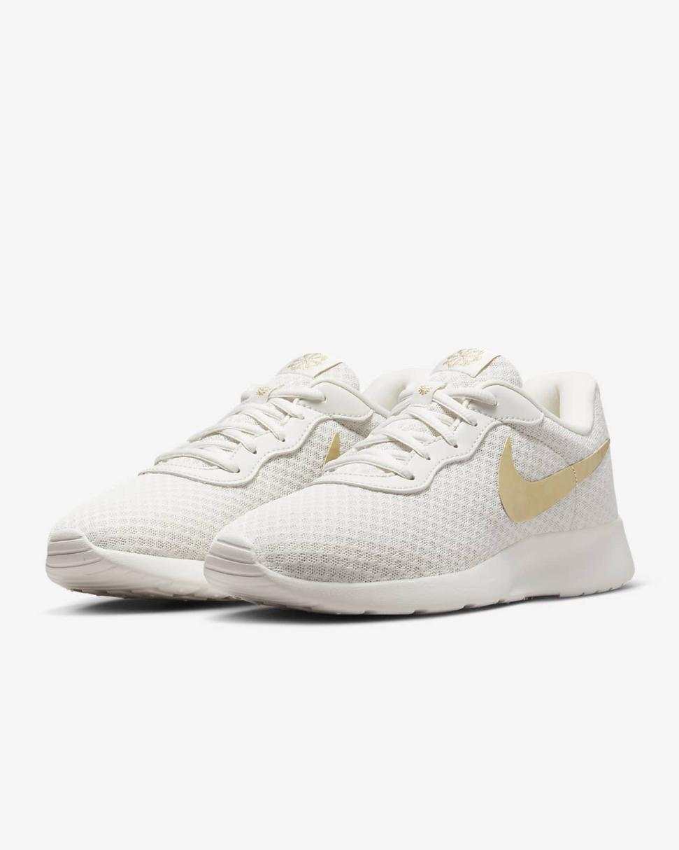 Nike Tanjun EasyOn Phantom/Sail/Volt/Metallic Gold | Womens Nike Lifestyle