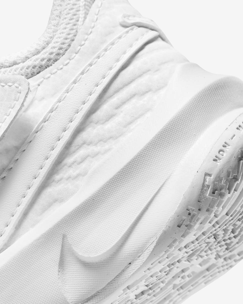 Nike Team Hustle D 10 White/Photon Dust/Volt/White | Kids Nike Basketball